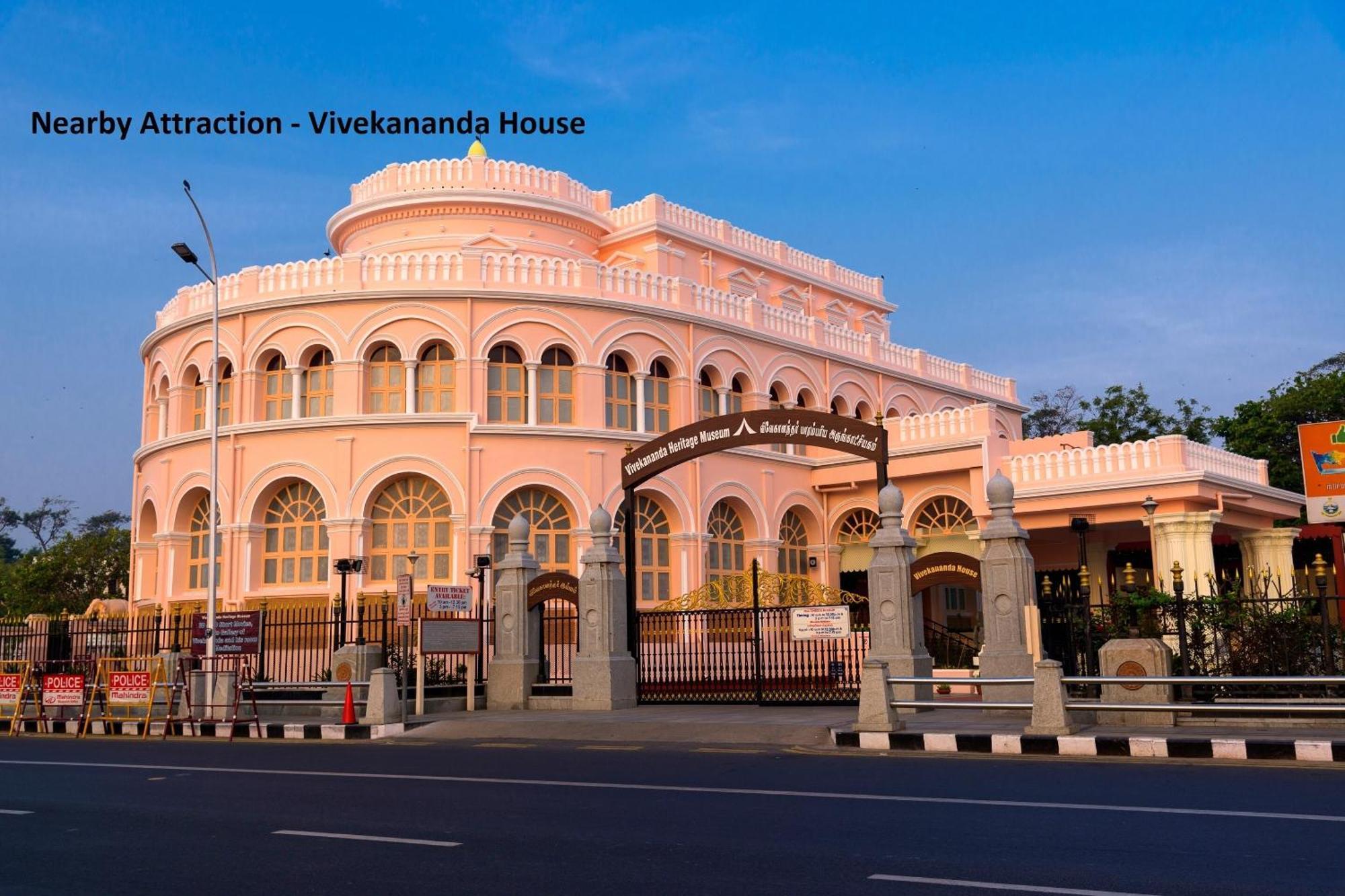 Capital O Admire Suit Hospitality Chennai Exteriör bild